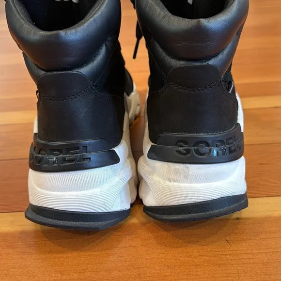 Sorel Women's Kinetic RNEGD Conquest Boot — Waterproof Leather Winter Boots - Picture 4 of 6